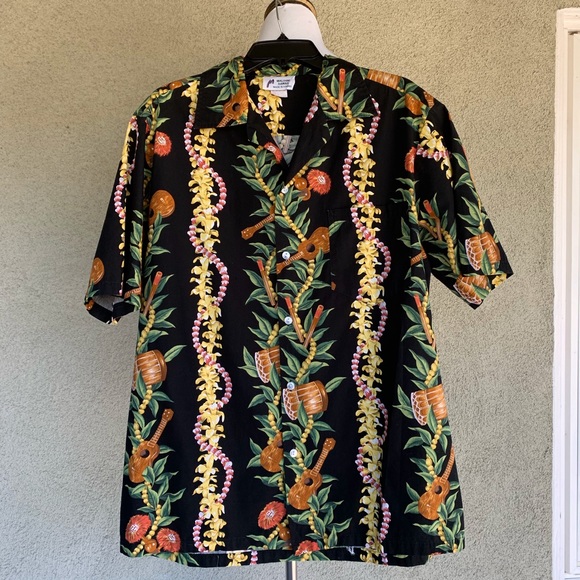 🌴 Malihini Hawaiian Aloha Shirt Instruments 🌴 - Picture 3 of 8